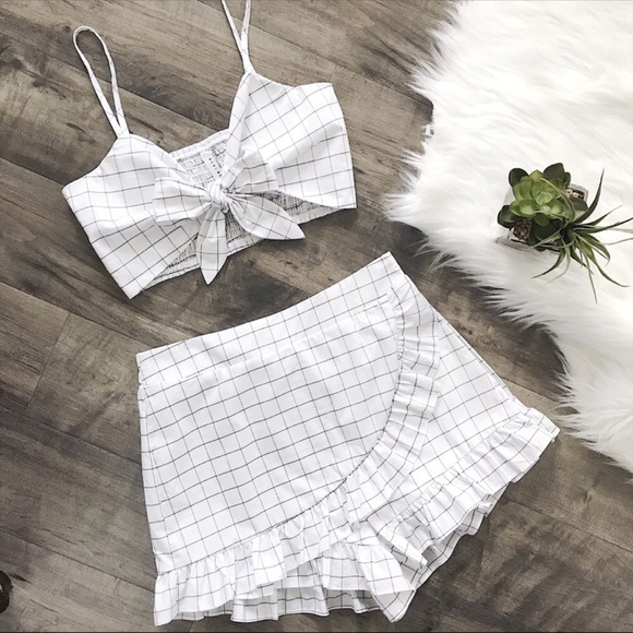 White Matching Set Crop Top Skater Skirt Skort - Picture 3 of 7